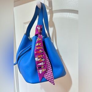 House or hello Blue Leather Tote Bag with Scarf